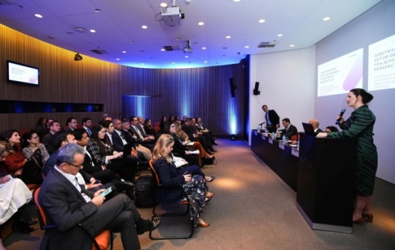 Seminário no setor livre de energia 